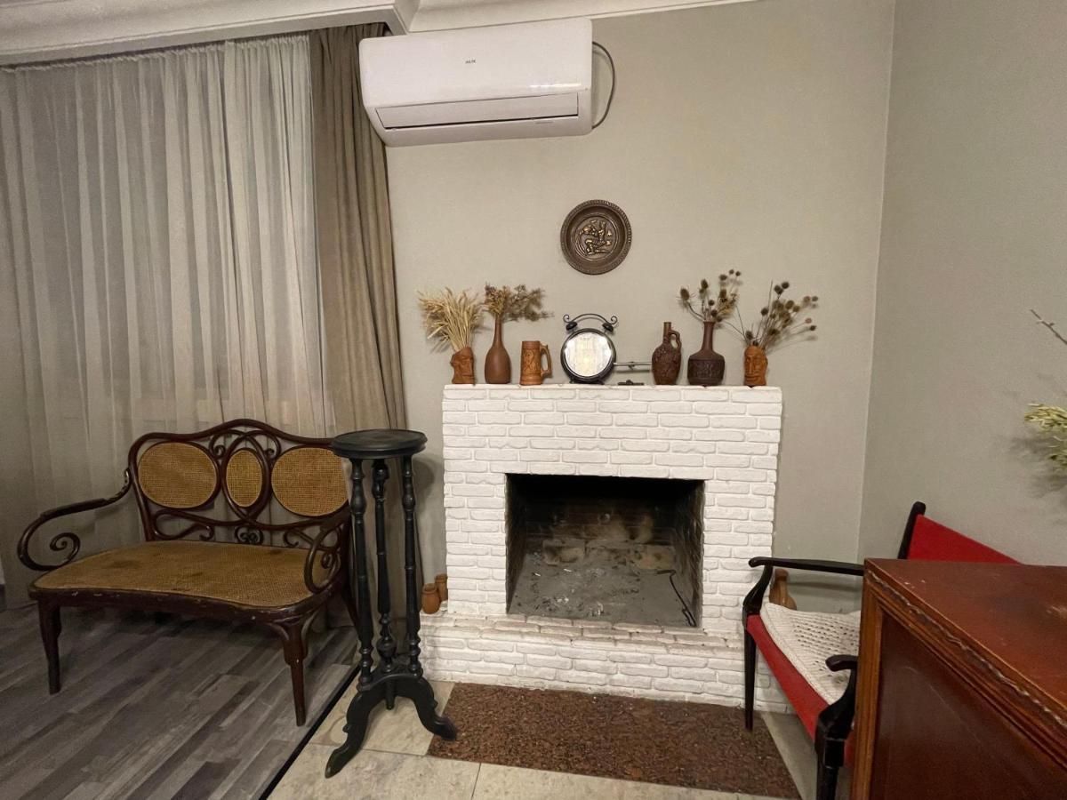 Talaveri Apartment In Old Tbilisi Buitenkant foto